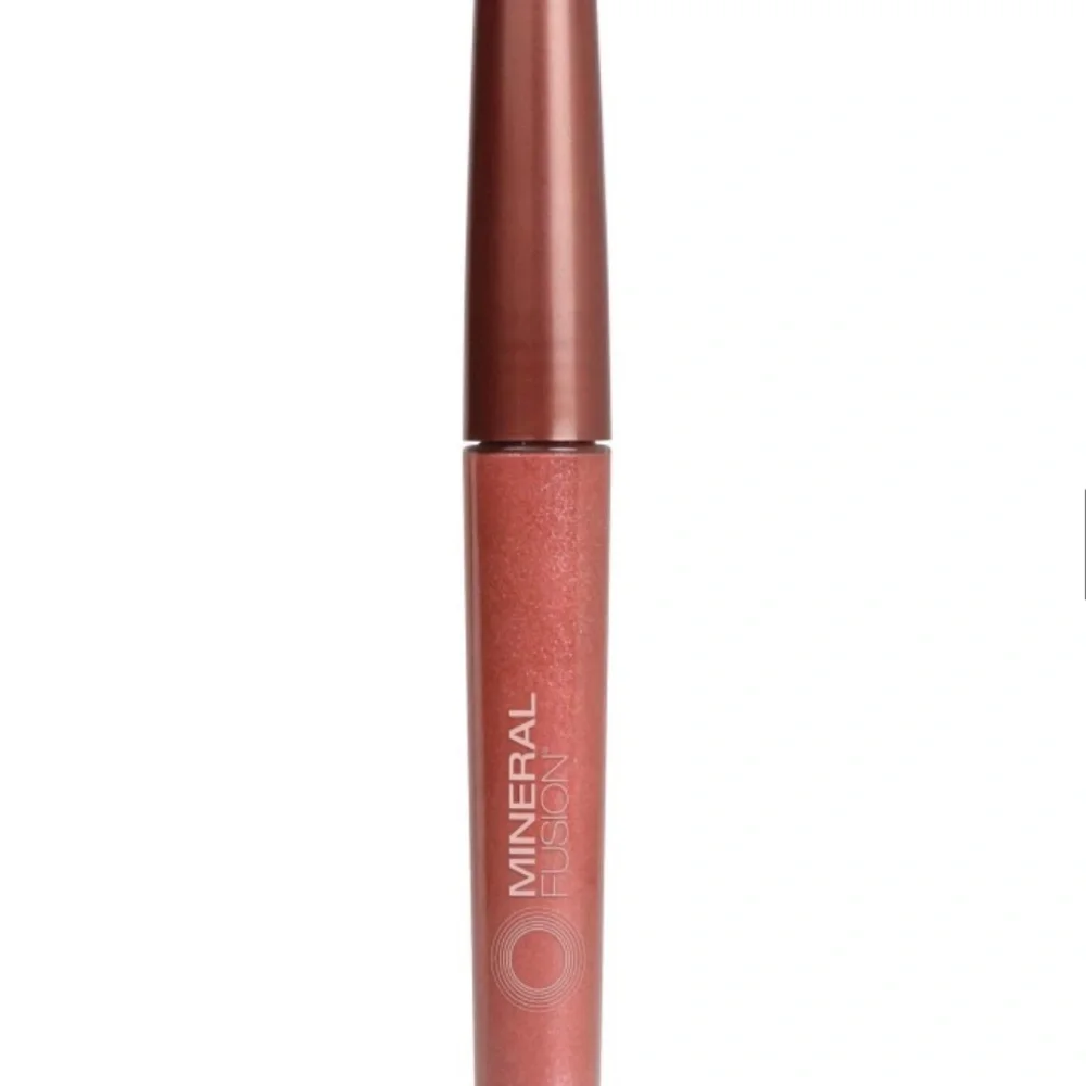 Mineral Fusion liquid lip